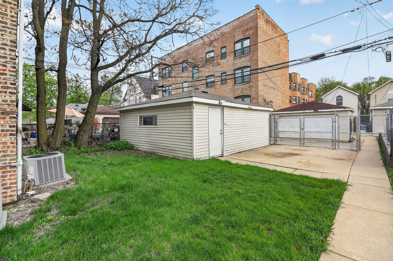 5815 W Midway Parkway #1, Chicago, IL 60644