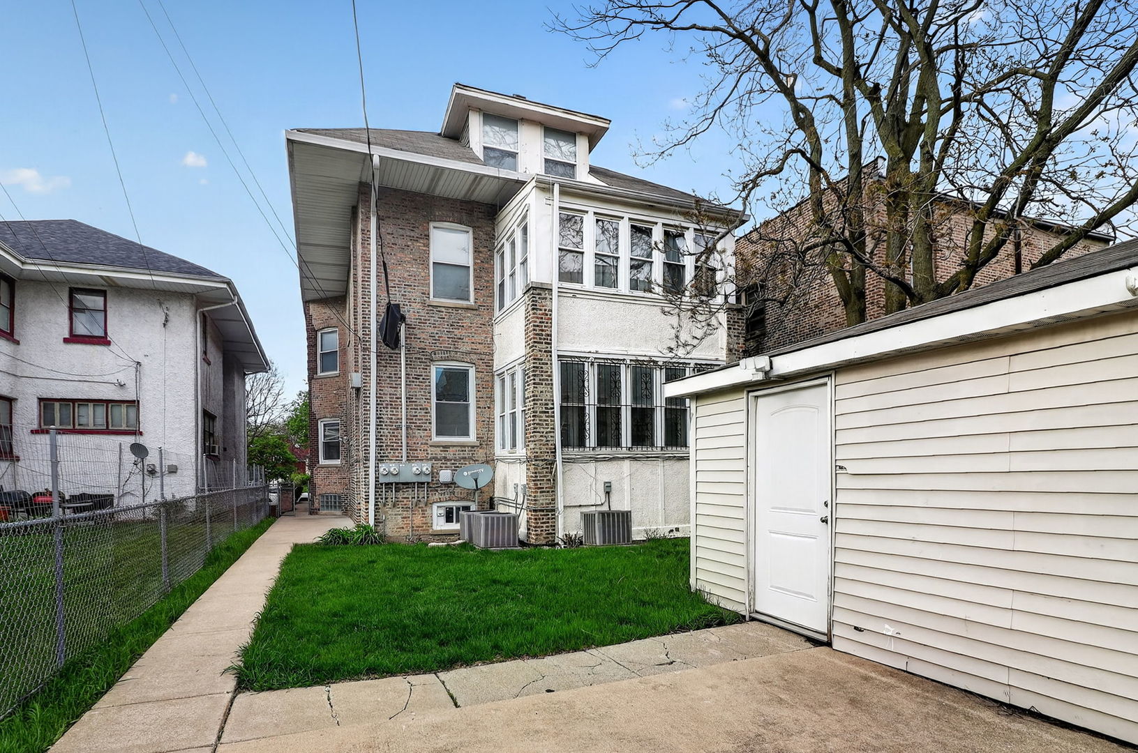 5815 W Midway Parkway #1, Chicago, IL 60644