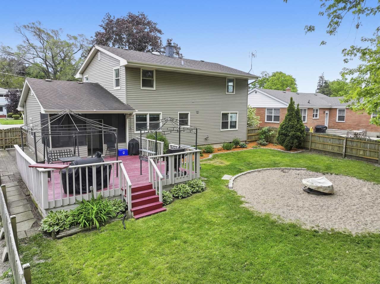 912 David Street, Antioch, IL 60002