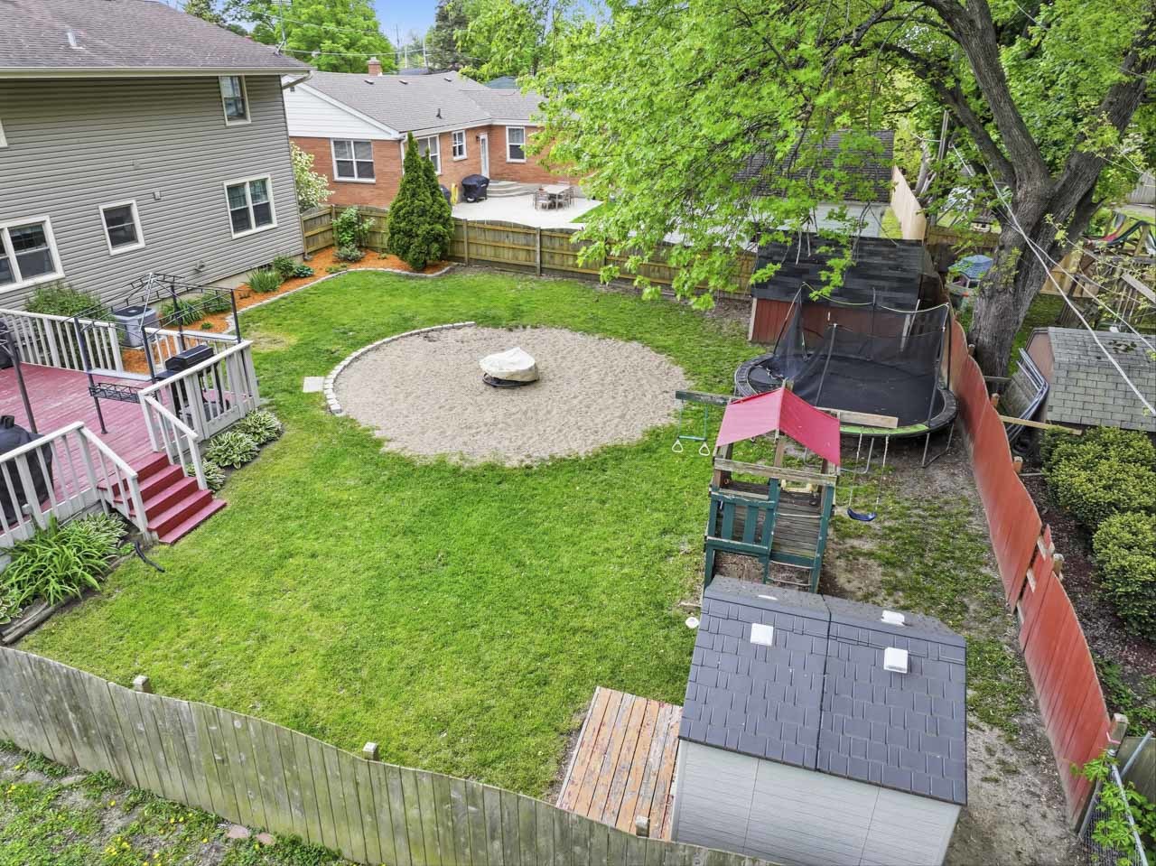 912 David Street, Antioch, IL 60002