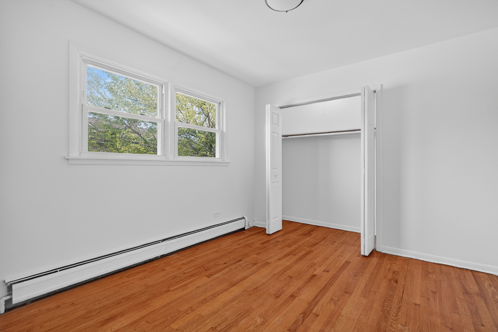 4420 VERNON Avenue, Brookfield, IL 60513