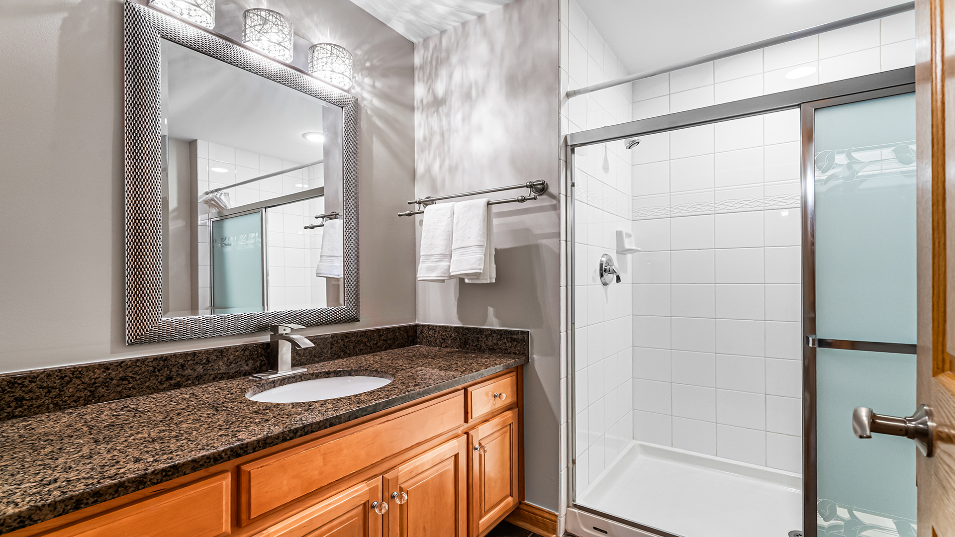 22043 EMILY Lane, Frankfort, IL 60423