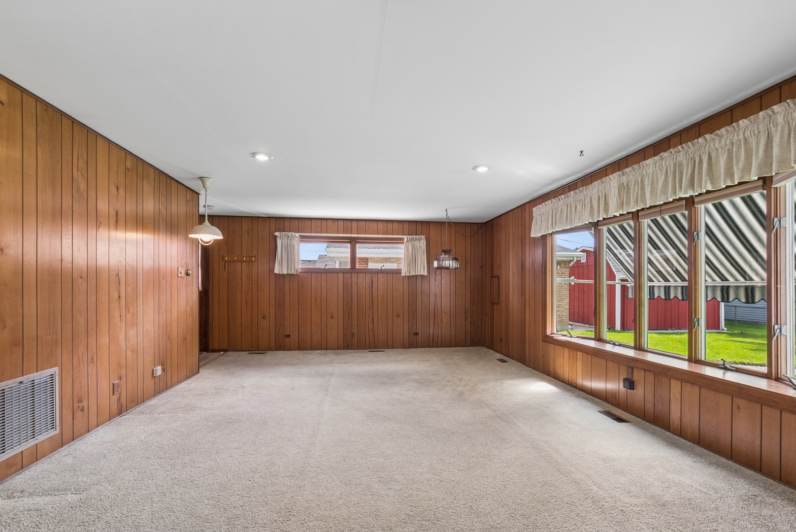 11624 S Ridgeland Avenue, Worth, IL 60482