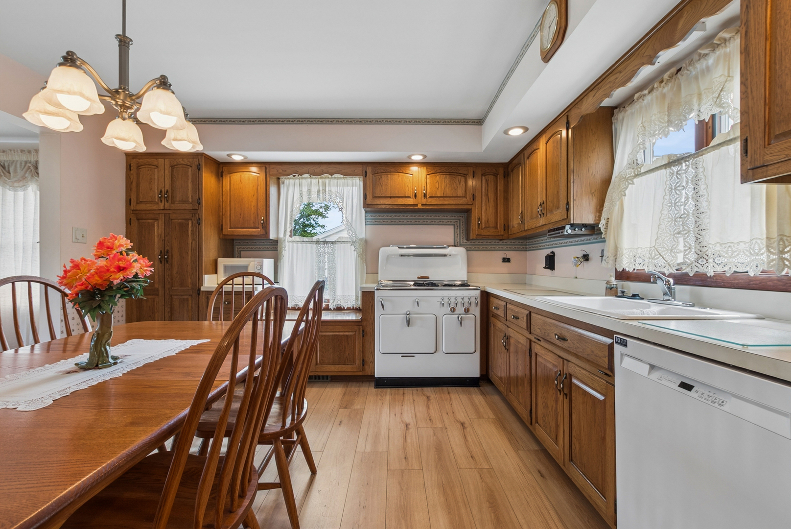 11624 S Ridgeland Avenue, Worth, IL 60482
