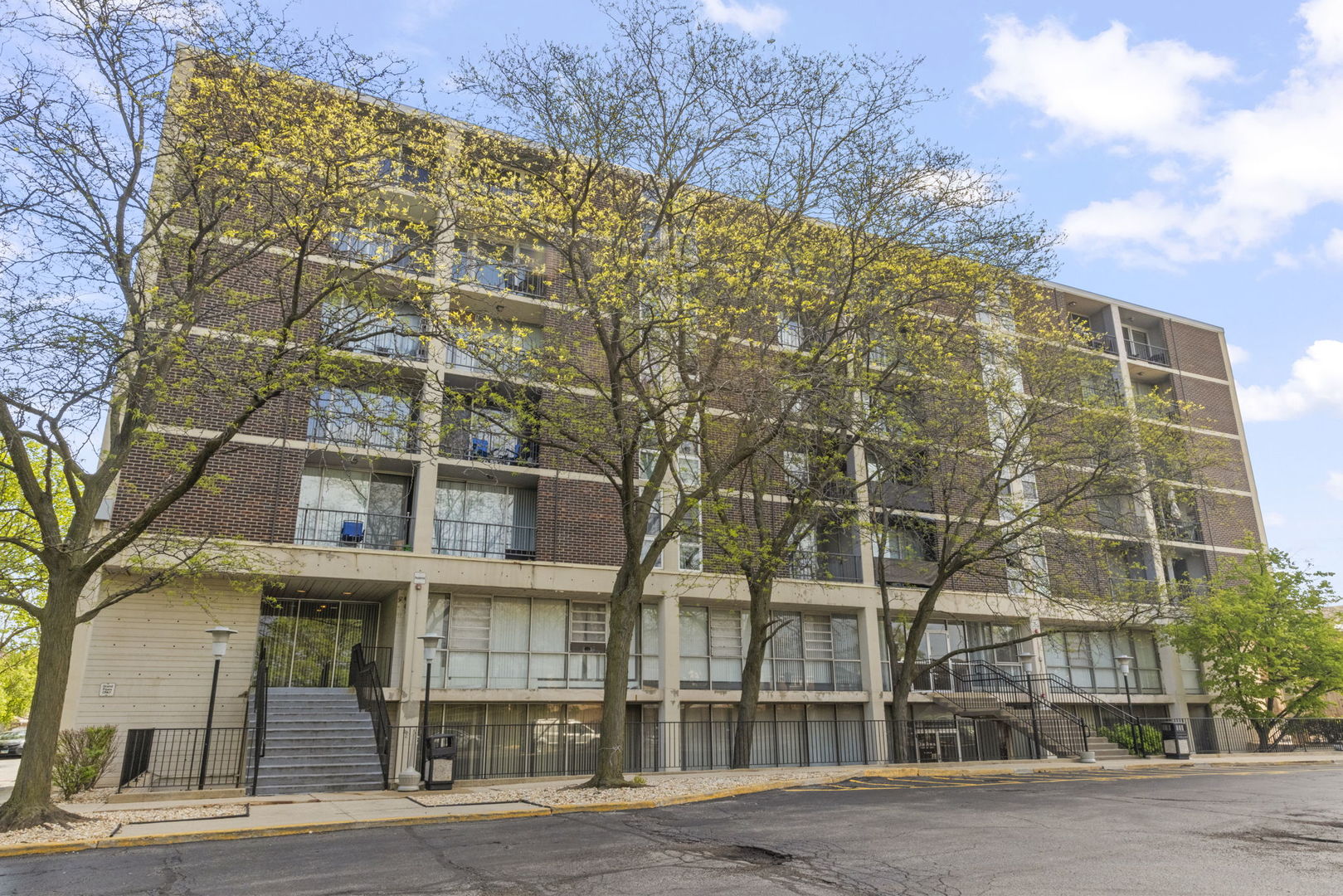 1043 S York Road #208, Bensenville, IL 60106