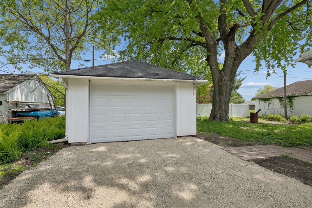 405 S Grant Street, Earlville, IL 60518