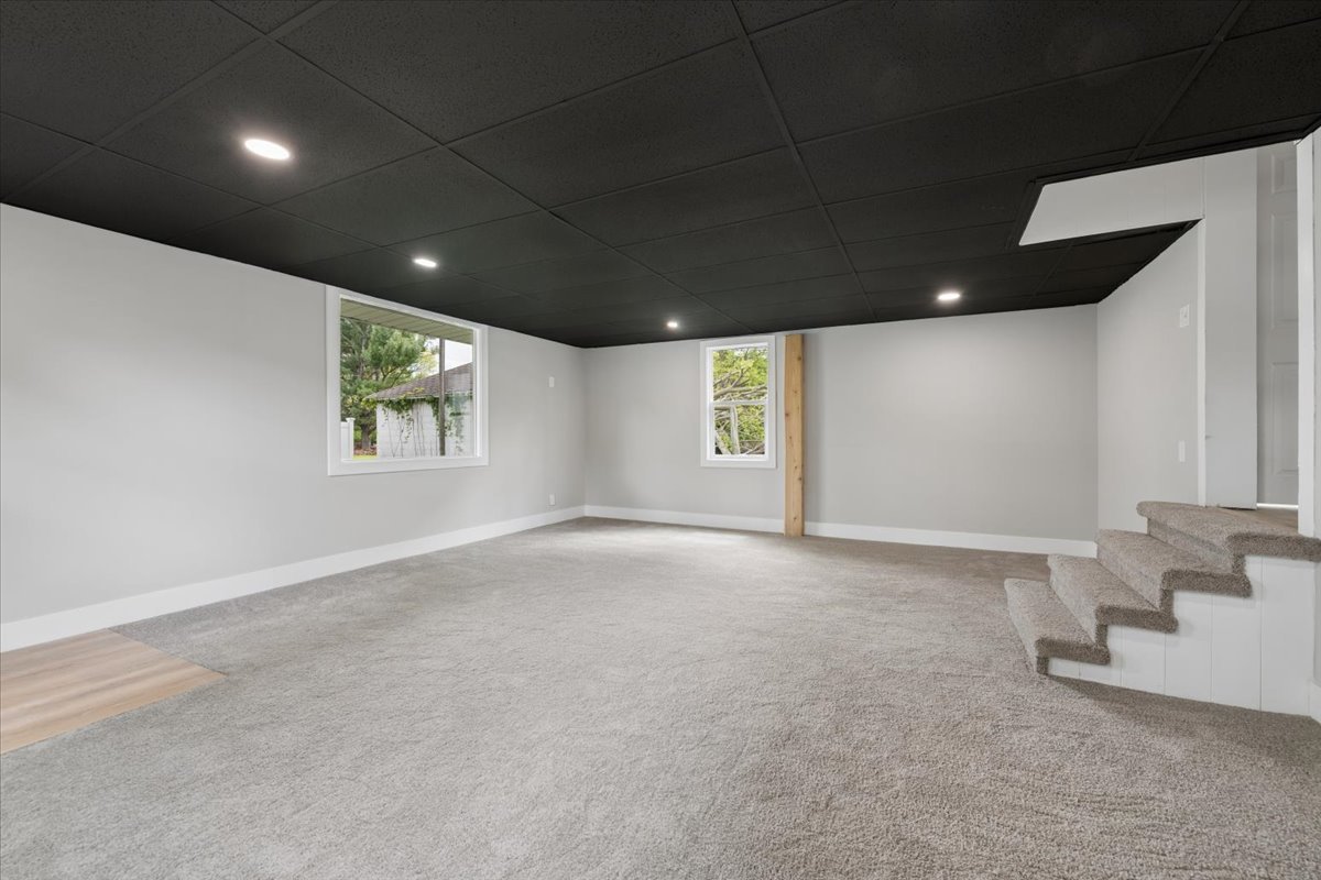 405 S Grant Street, Earlville, IL 60518
