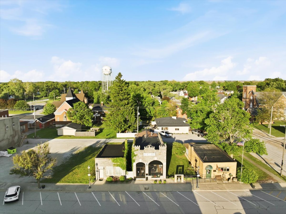 231 S Green Street, Chenoa, IL 61726