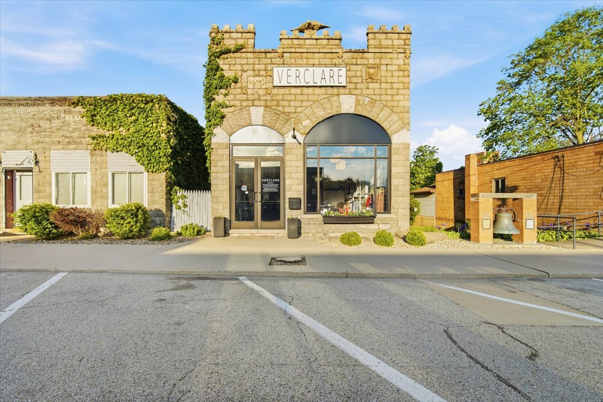 231 S Green Street, Chenoa, IL 61726