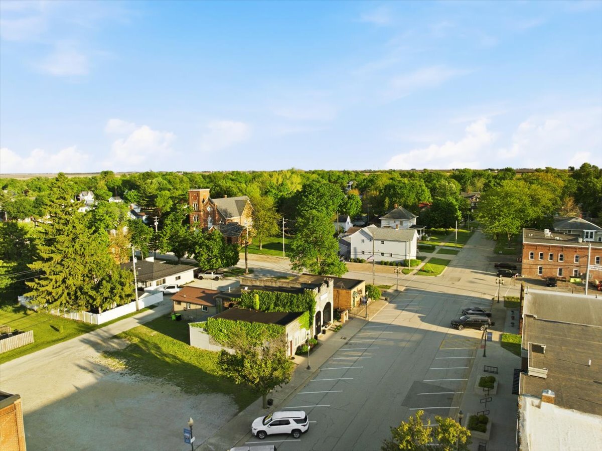 231 S Green Street, Chenoa, IL 61726