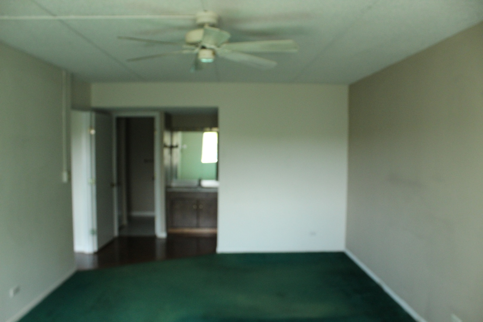 920 Vose Drive #402, Gurnee, IL 60031