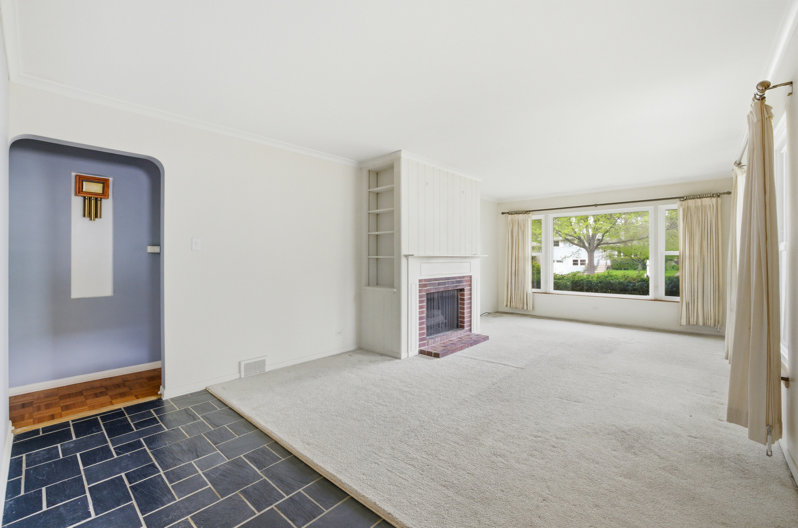 1020 Pershing Avenue, Wheaton, IL 60189