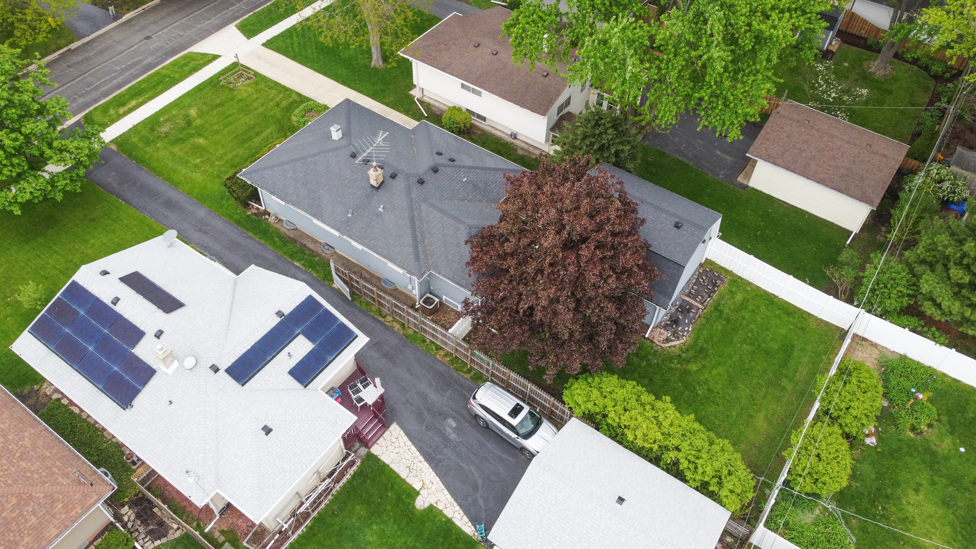 1020 Pershing Avenue, Wheaton, IL 60189