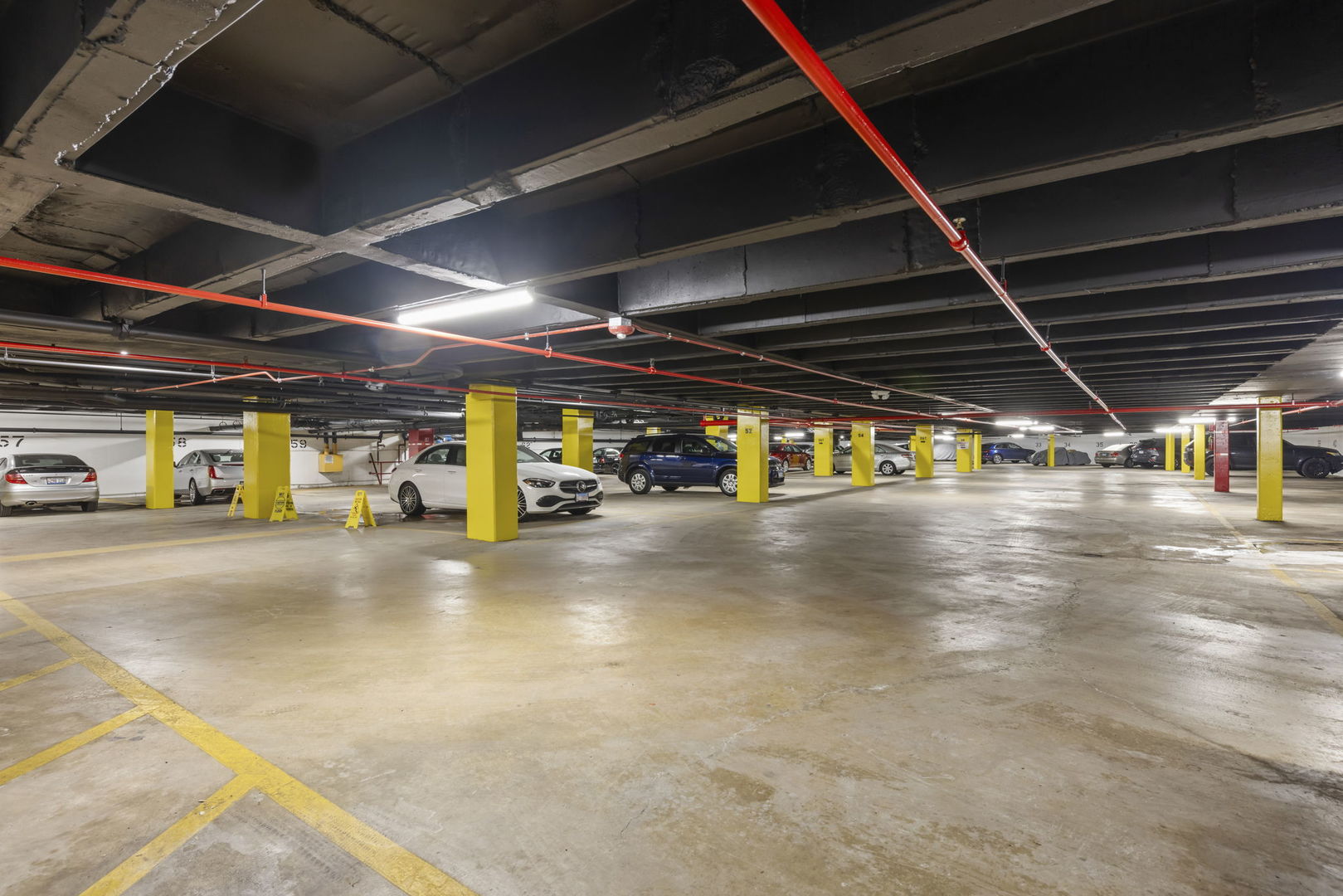 40 N Tower Road #14L, Oak Brook, IL 60523