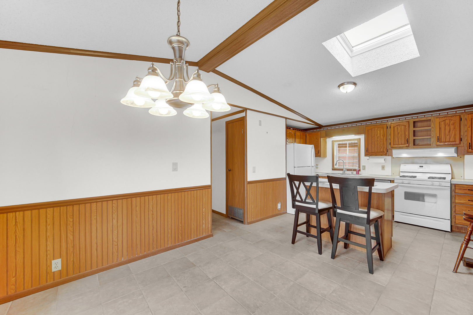 633 Mohawk Trail, Marengo, IL 60152