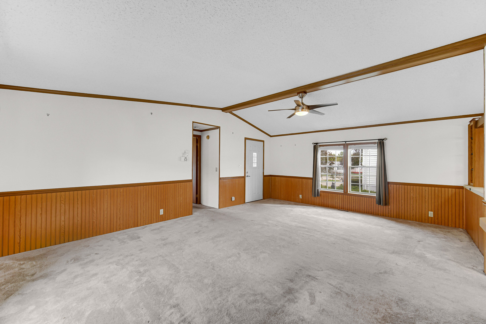 633 Mohawk Trail, Marengo, IL 60152