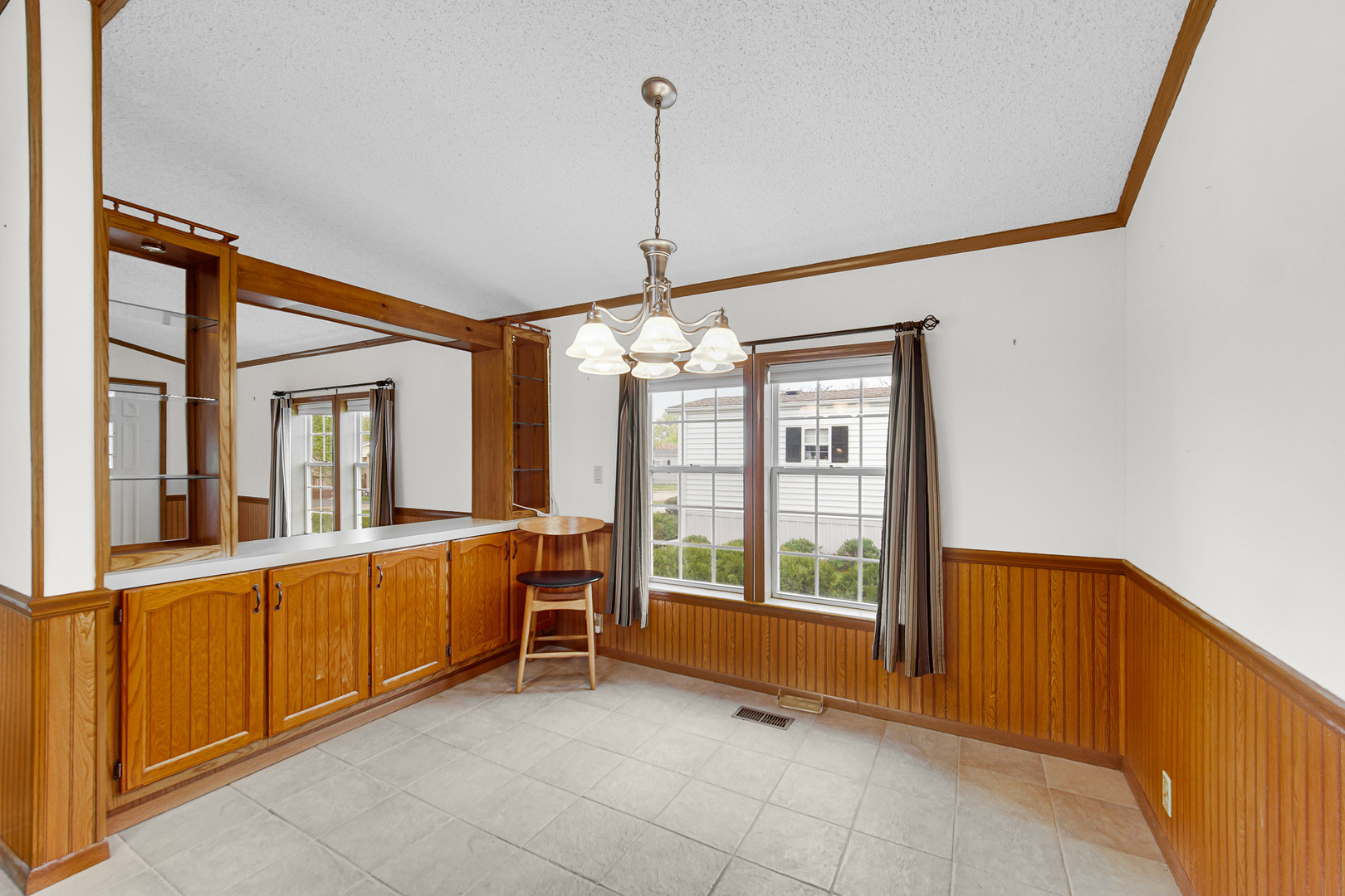 633 Mohawk Trail, Marengo, IL 60152