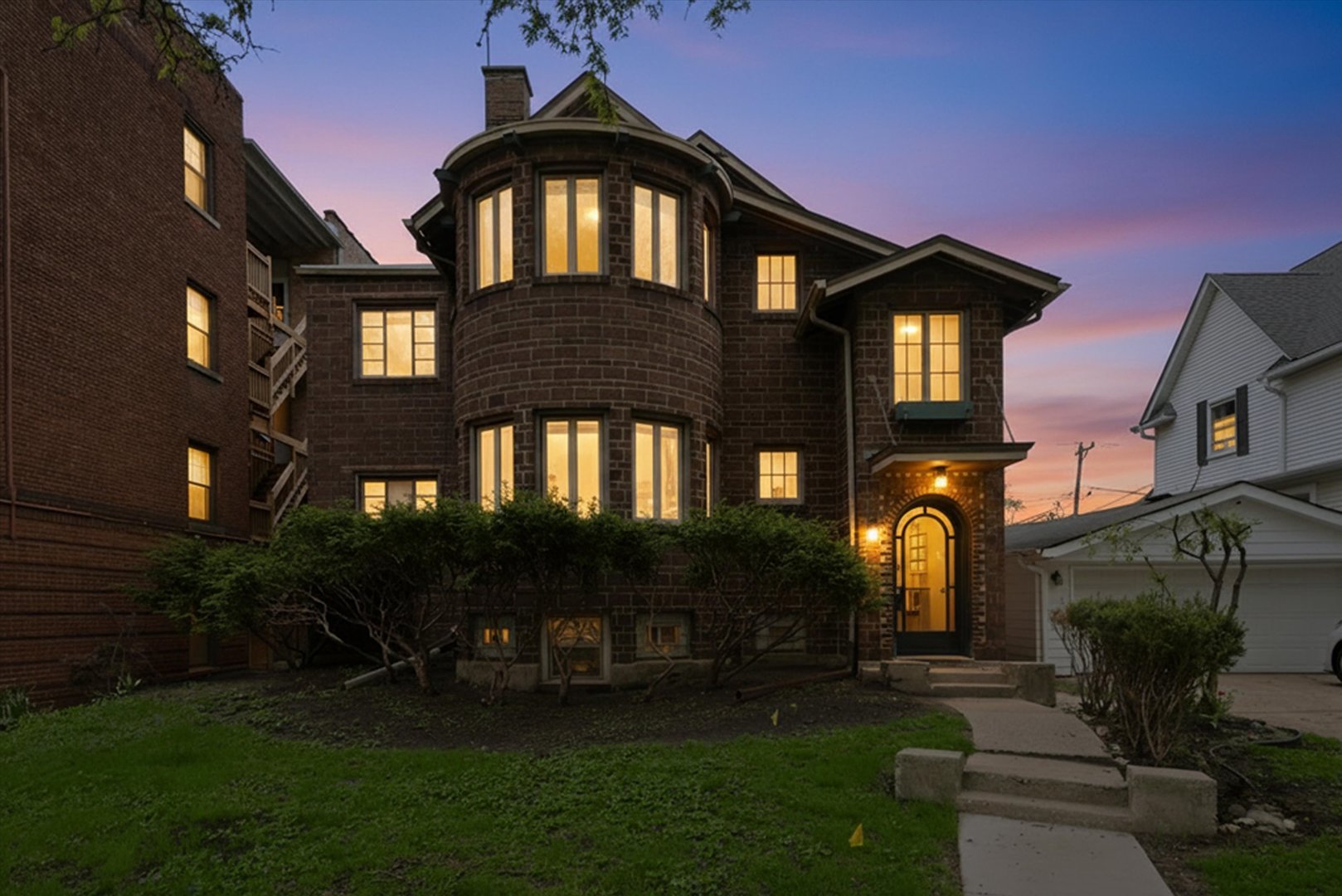 3248 Maple Avenue #2S, Berwyn, IL 60402