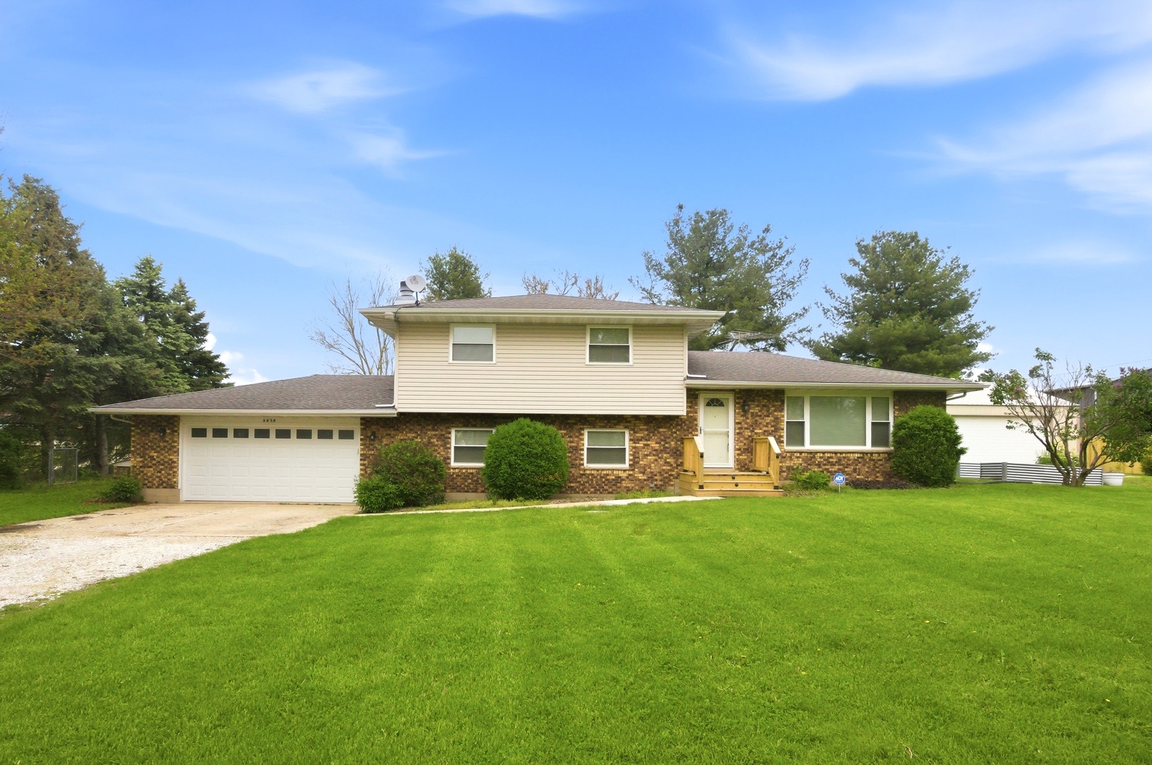 6650 Pavillion Road, Yorkville, IL 60560