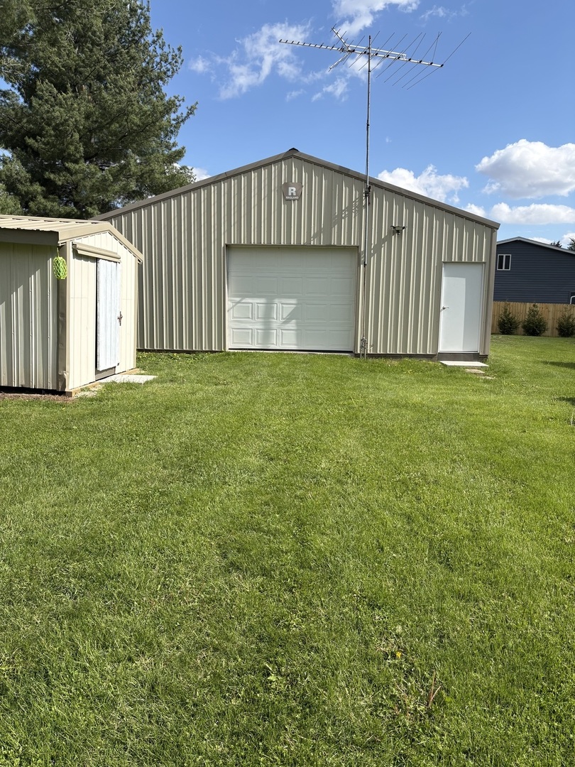 6650 Pavillion Road, Yorkville, IL 60560