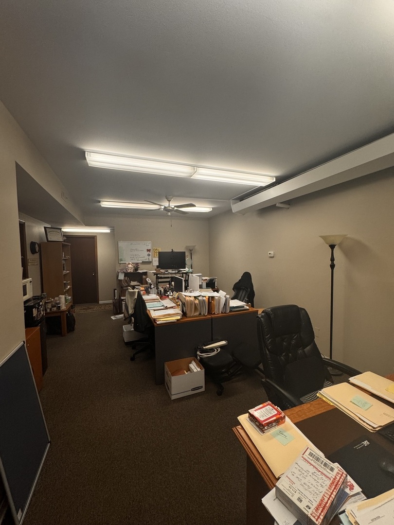 9 County Street, Waukegan, IL 60085