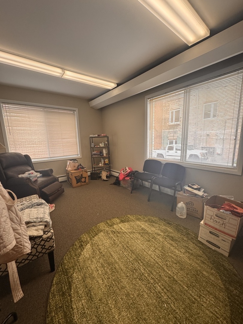 9 County Street, Waukegan, IL 60085