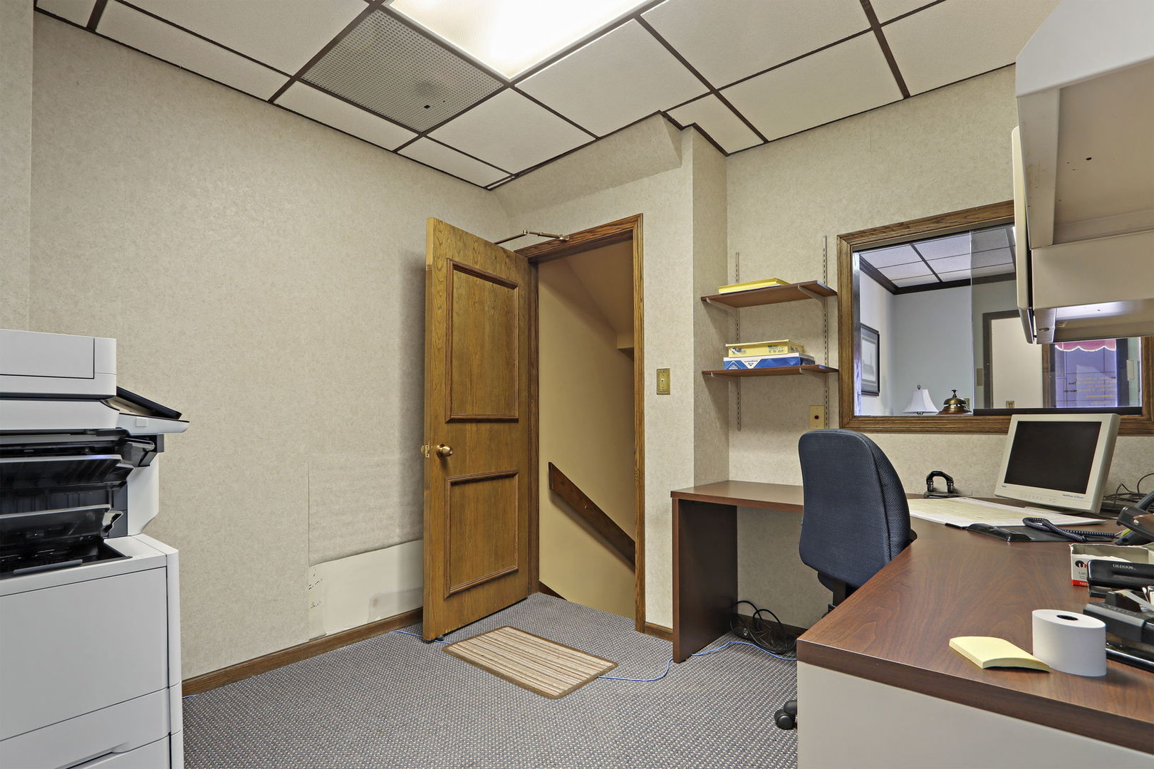 7 N County Street, Waukegan, IL 60085