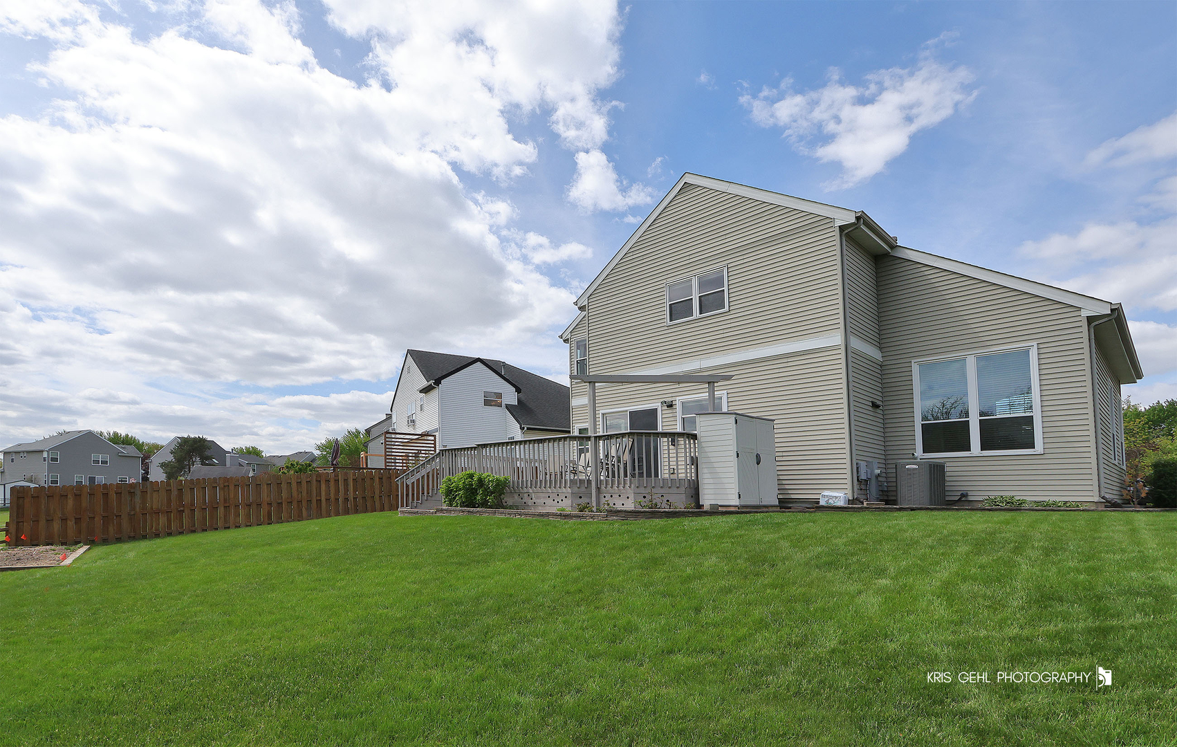 299 Haywood Drive, Round Lake, IL 60073