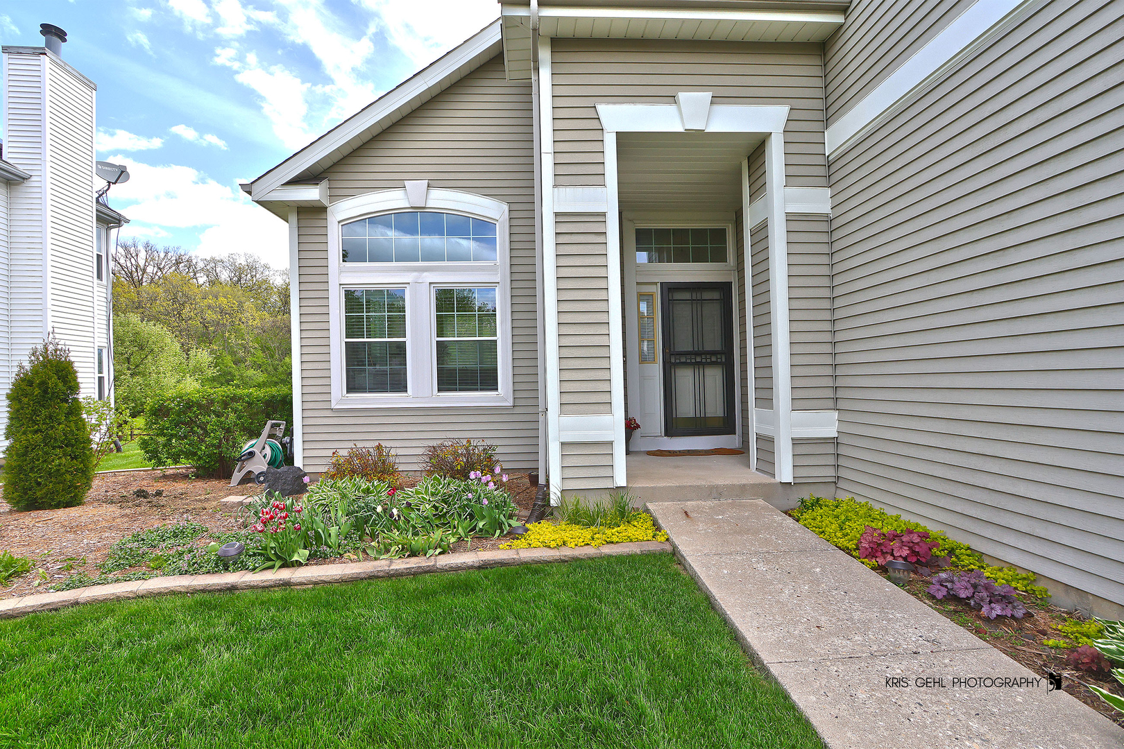 299 Haywood Drive, Round Lake, IL 60073