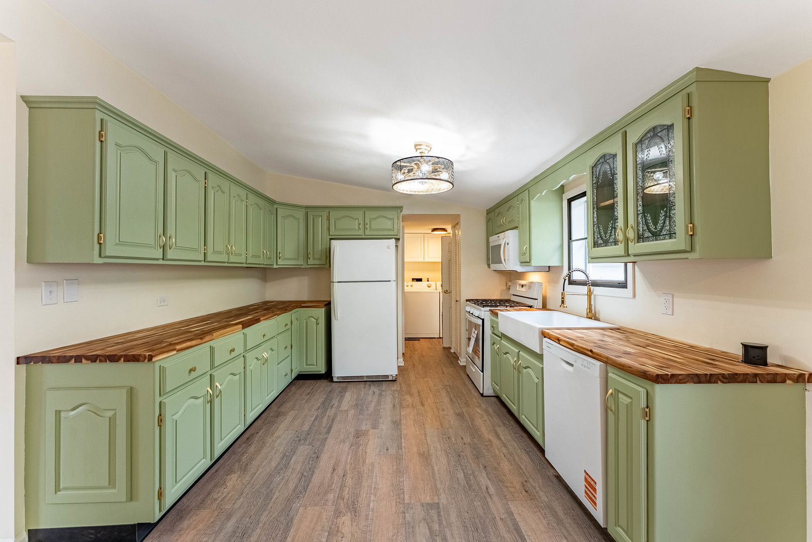 25 Cedar Lane, Sandwich, IL 60548