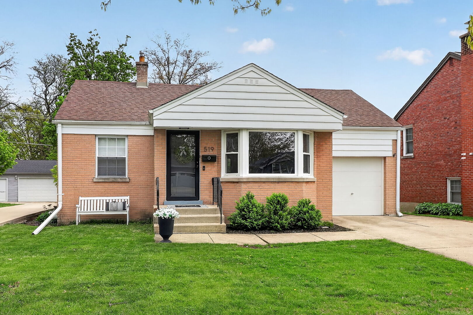519 S Craig Place, Lombard, IL 60148