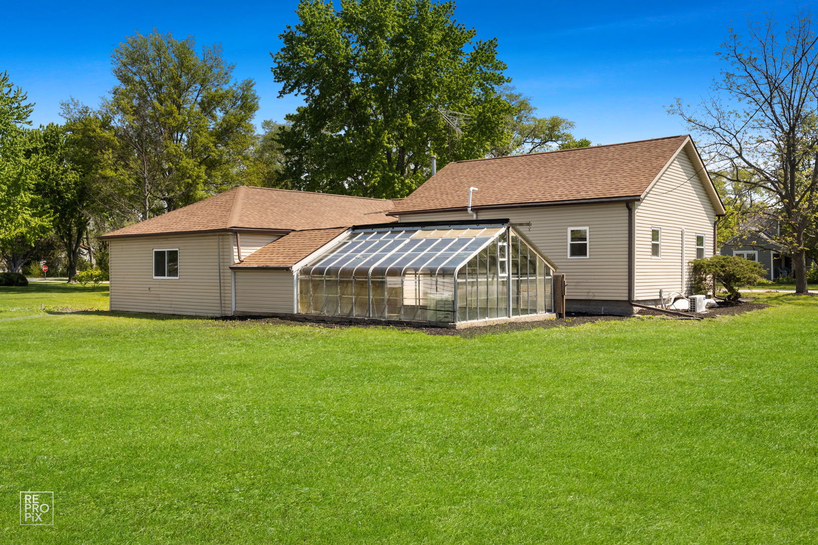 620 N 5th Street, Coal City, IL 60416