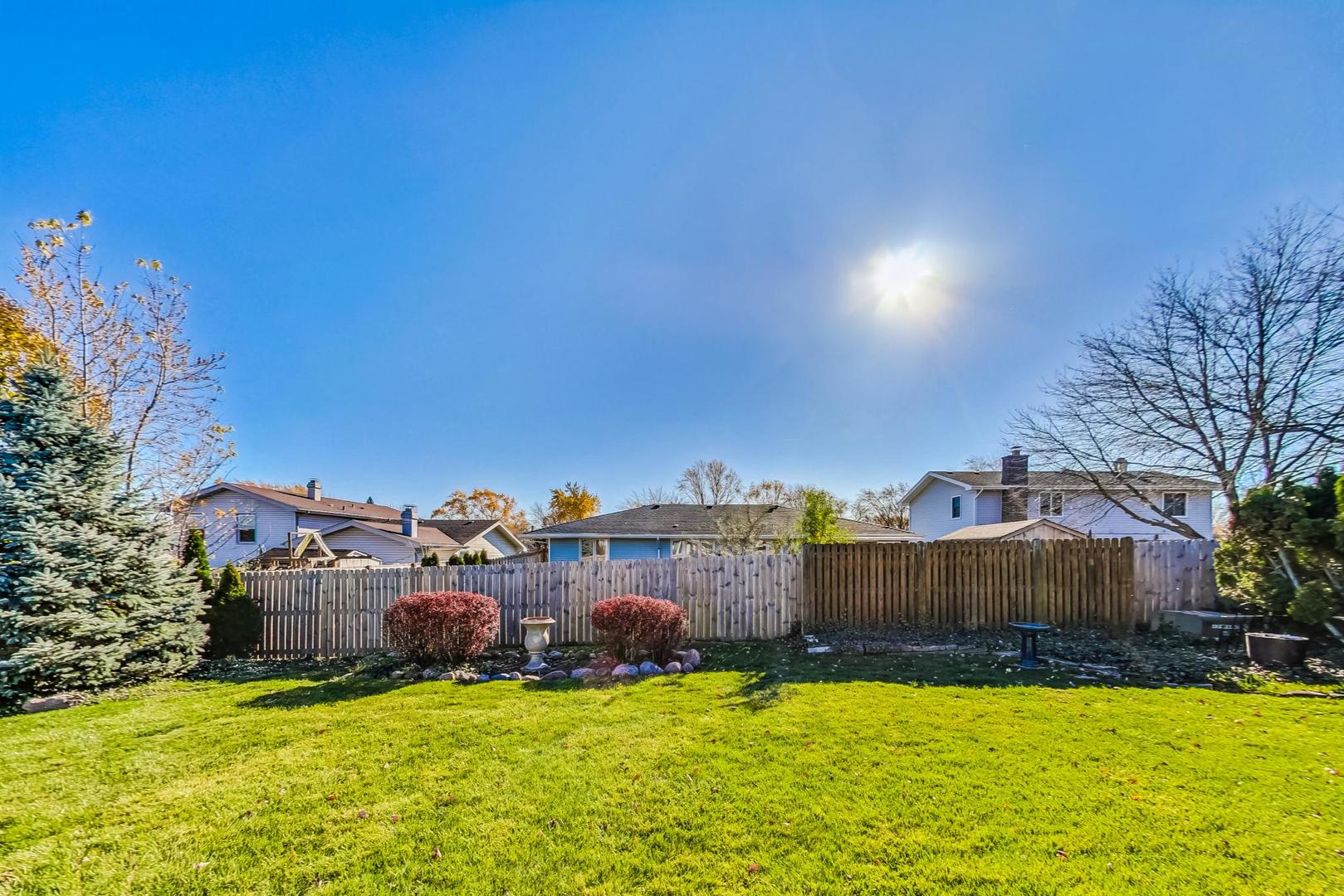 1145 Nottingham Lane, Hoffman Estates, IL 60169