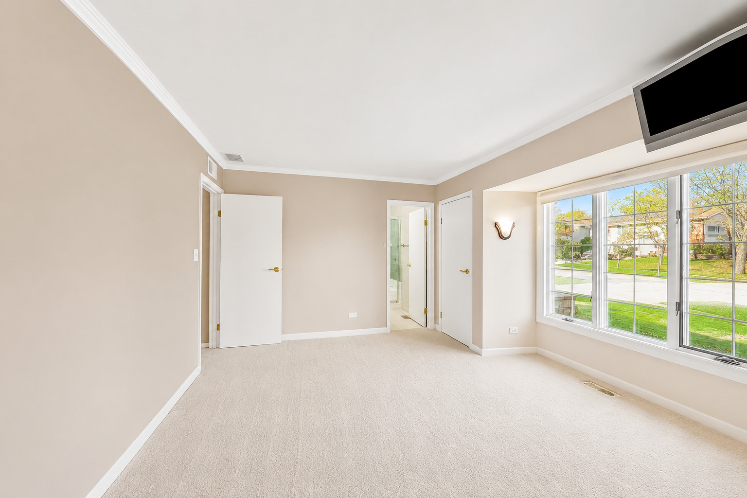 1145 Nottingham Lane, Hoffman Estates, IL 60169