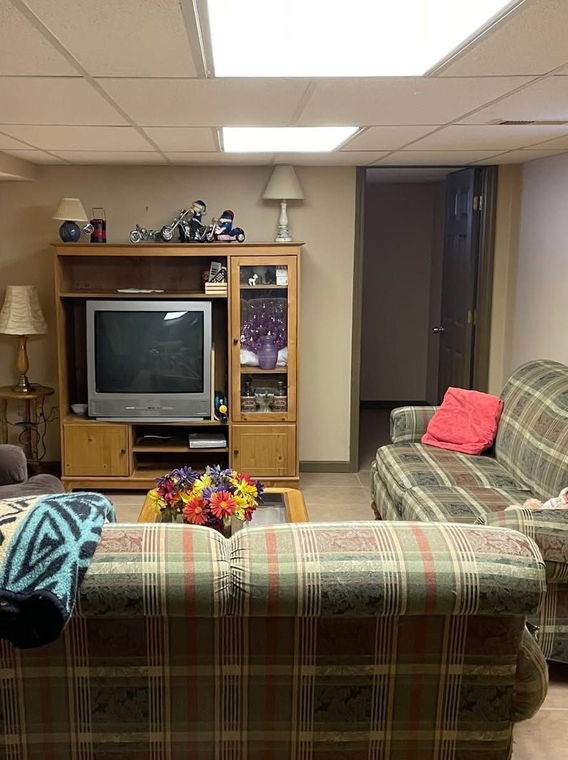 4211 East Avenue, Stickney, IL 60402