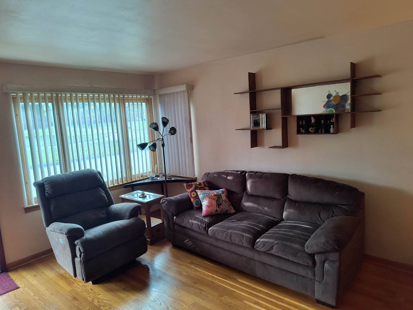 4211 East Avenue, Stickney, IL 60402
