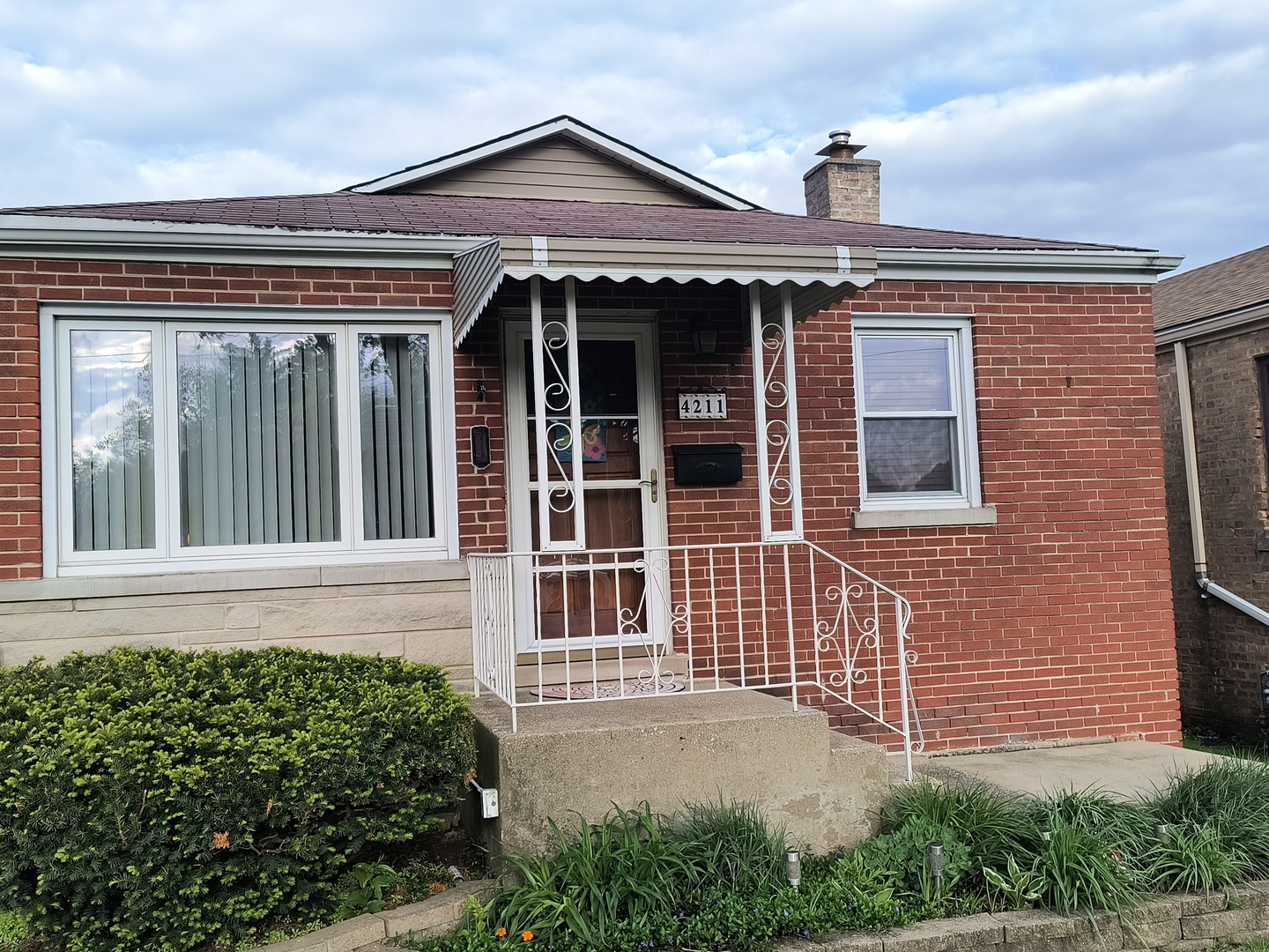 4211 East Avenue, Stickney, IL 60402