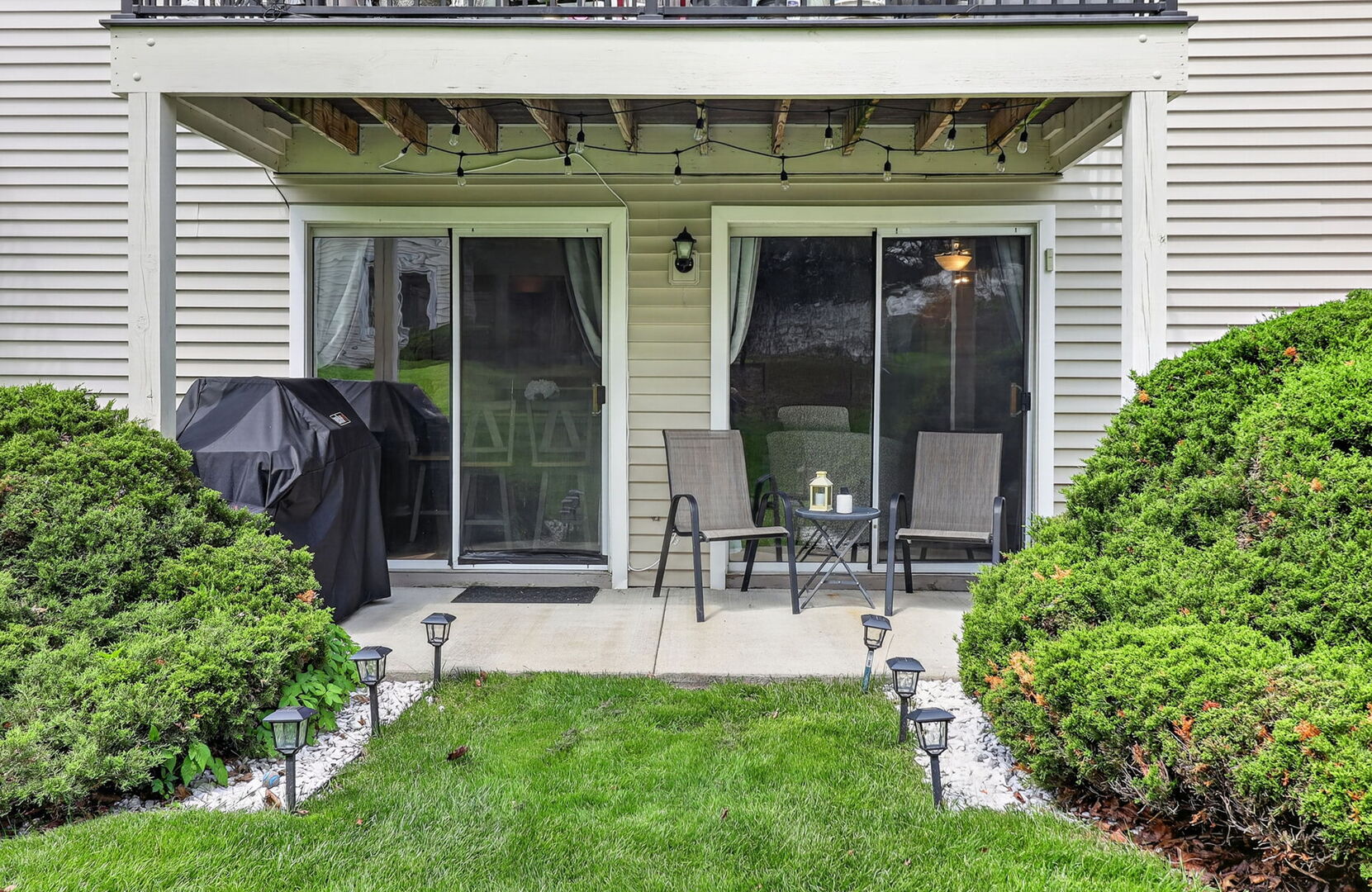 7040 Remington Court #101, Woodridge, IL 60517