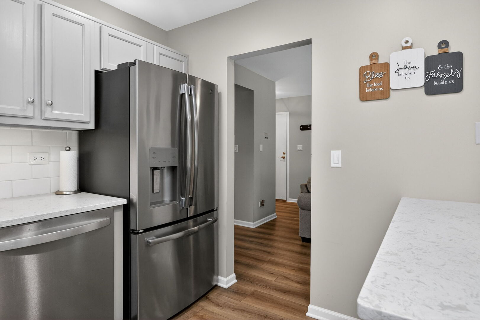 7040 Remington Court #101, Woodridge, IL 60517