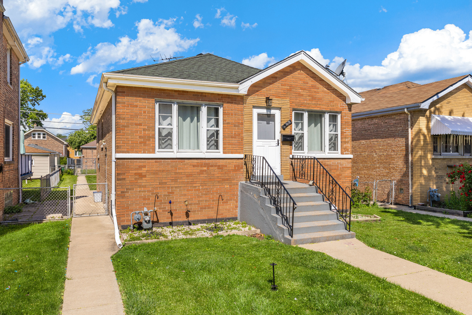 1618 Gunderson Avenue, Berwyn, IL 60402