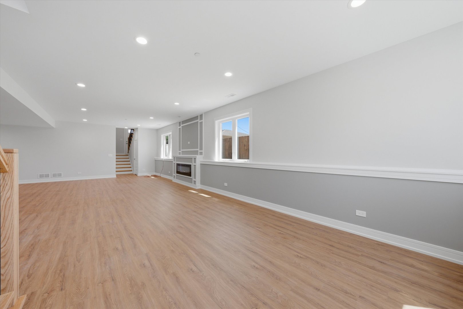 8011 S Oconto Avenue, Bridgeview, IL 60455