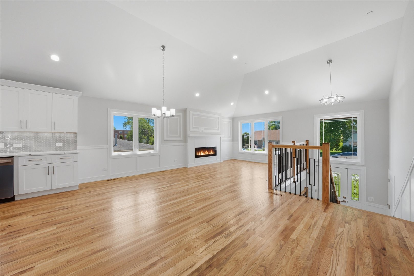 8011 S Oconto Avenue, Bridgeview, IL 60455