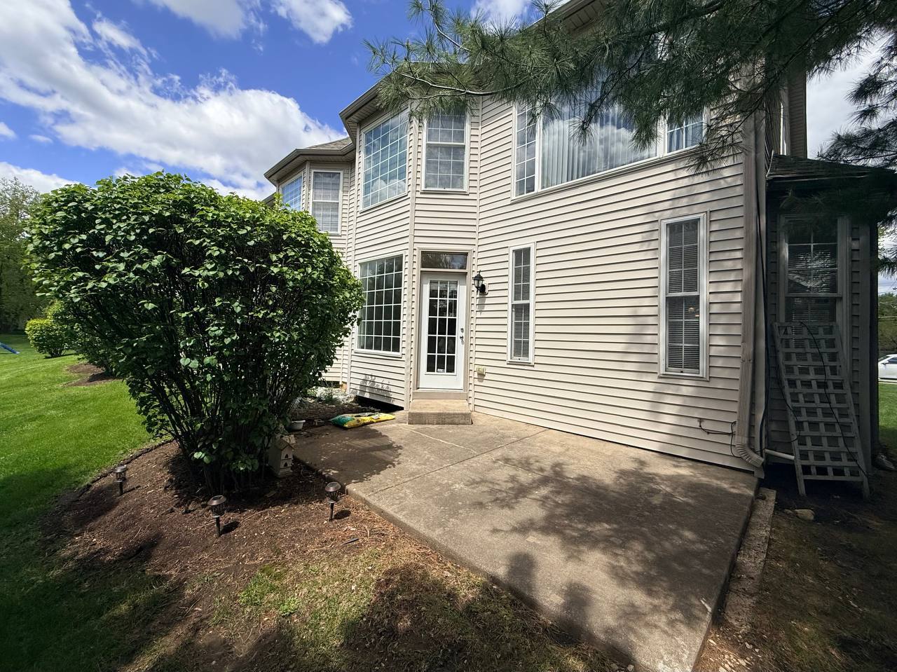 930 CASE Street, Naperville, IL 60563