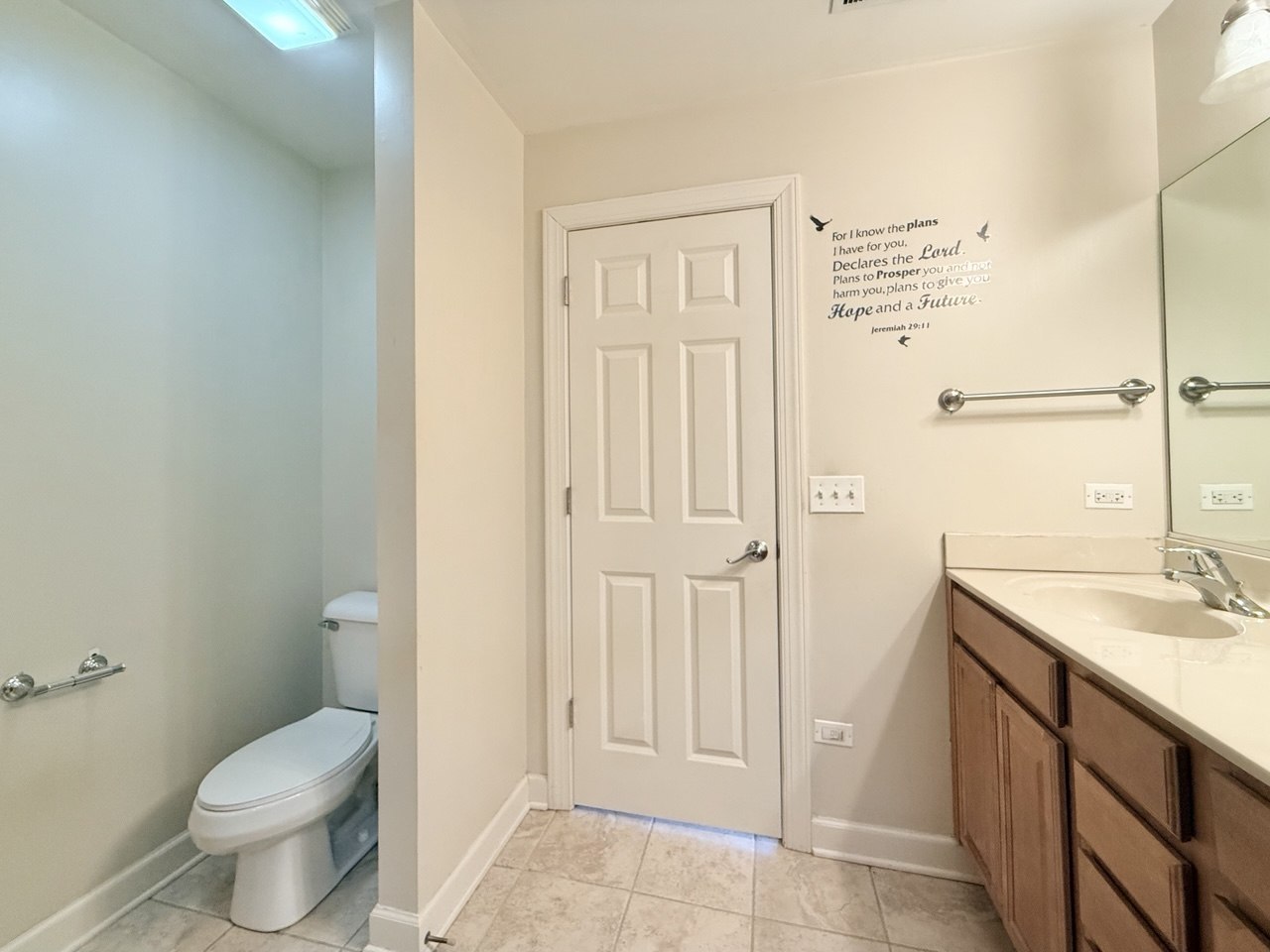 930 CASE Street, Naperville, IL 60563