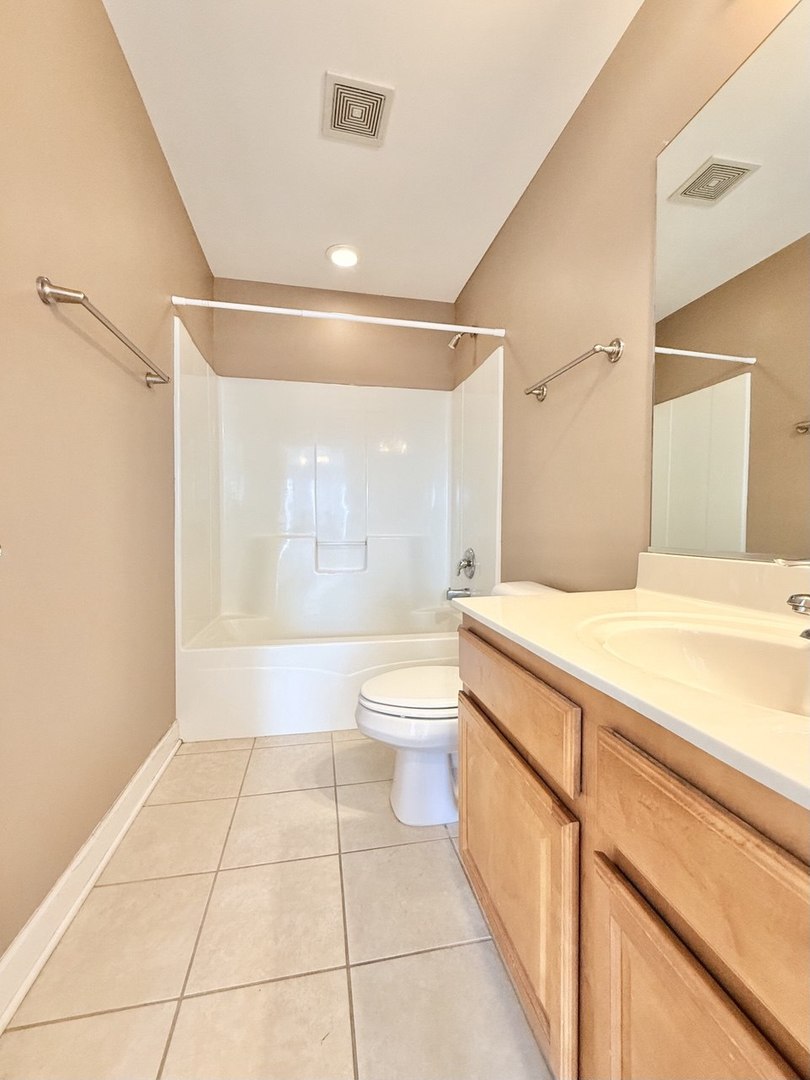 930 CASE Street, Naperville, IL 60563