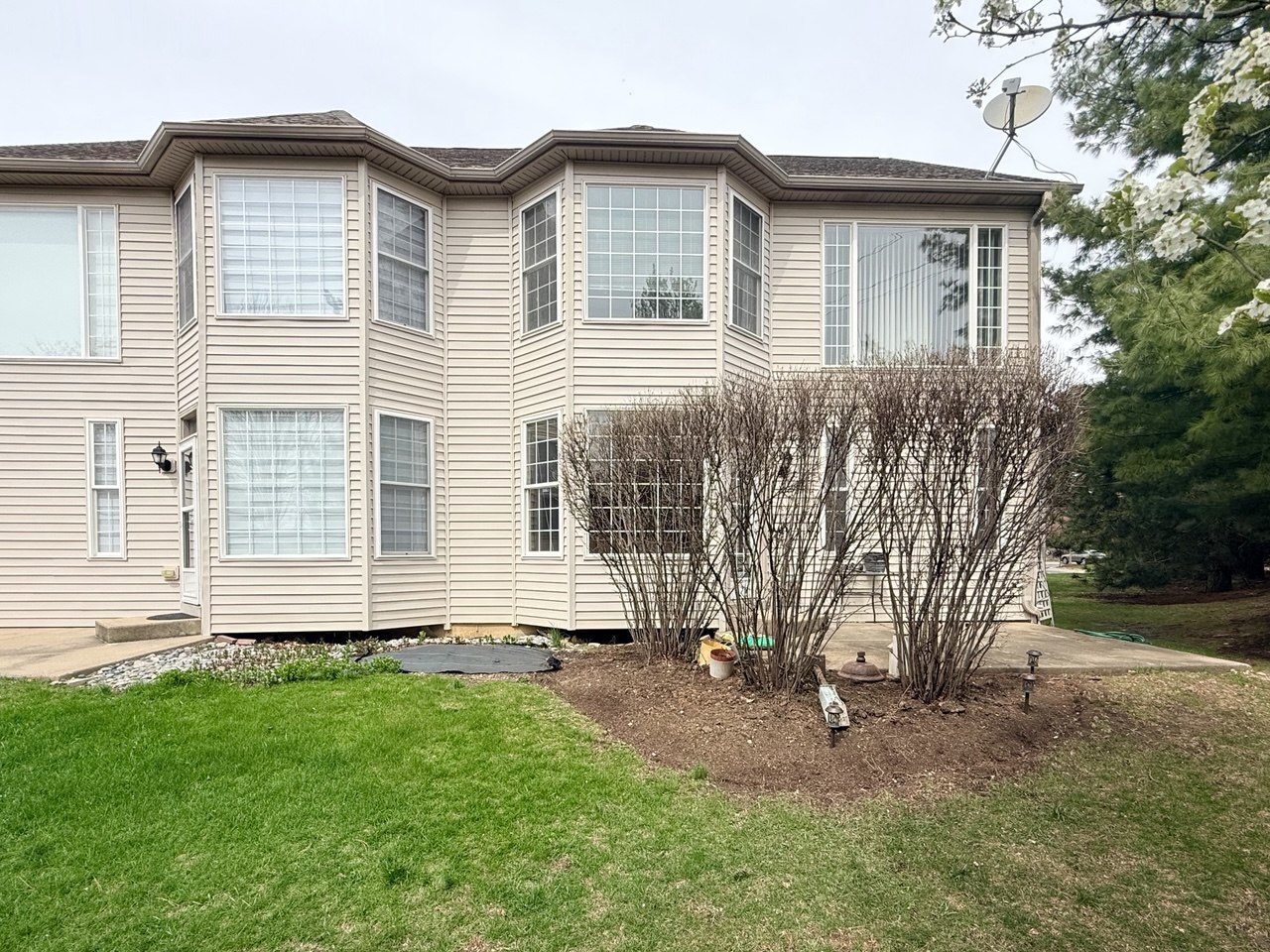 930 CASE Street, Naperville, IL 60563