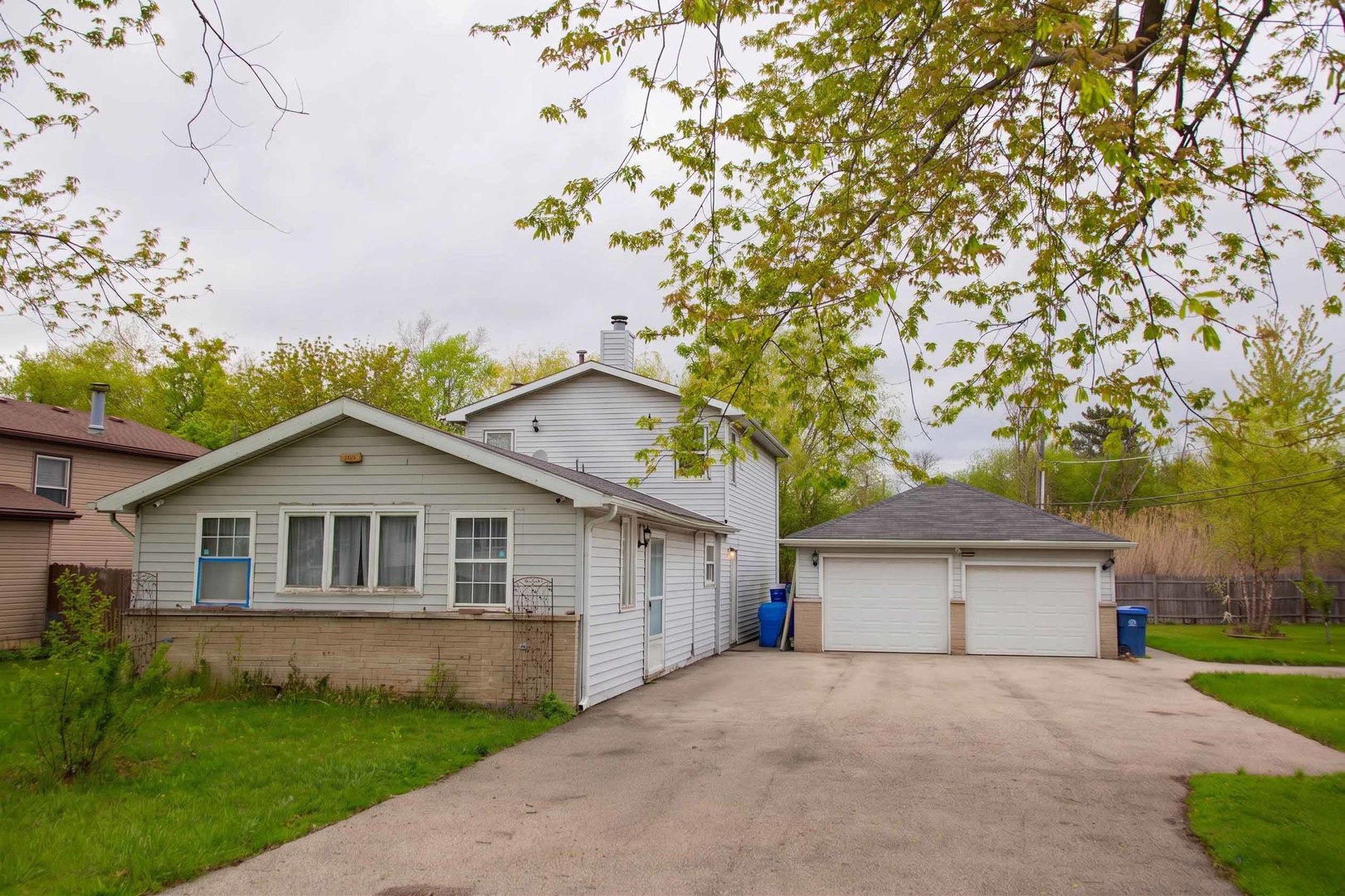 2912 18th Place, North Chicago, IL 60064