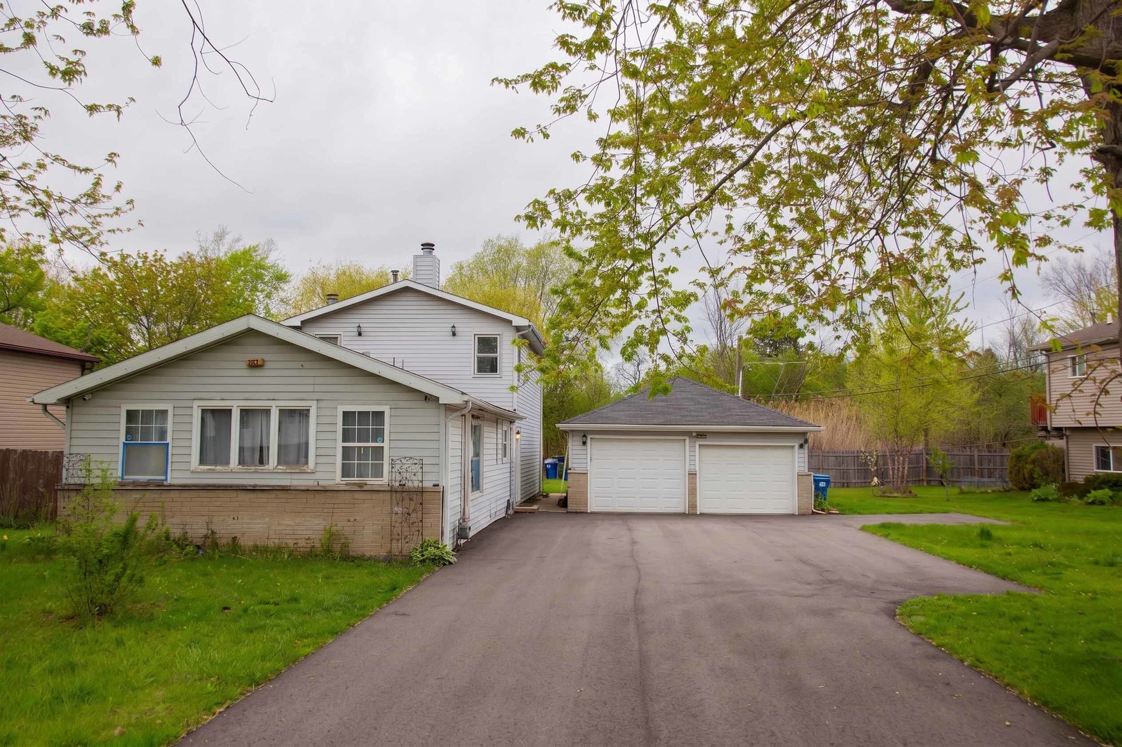2912 18th Place, North Chicago, IL 60064