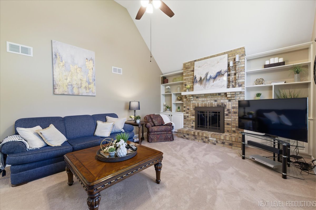 1431 Terrance Drive, Naperville, IL 60565