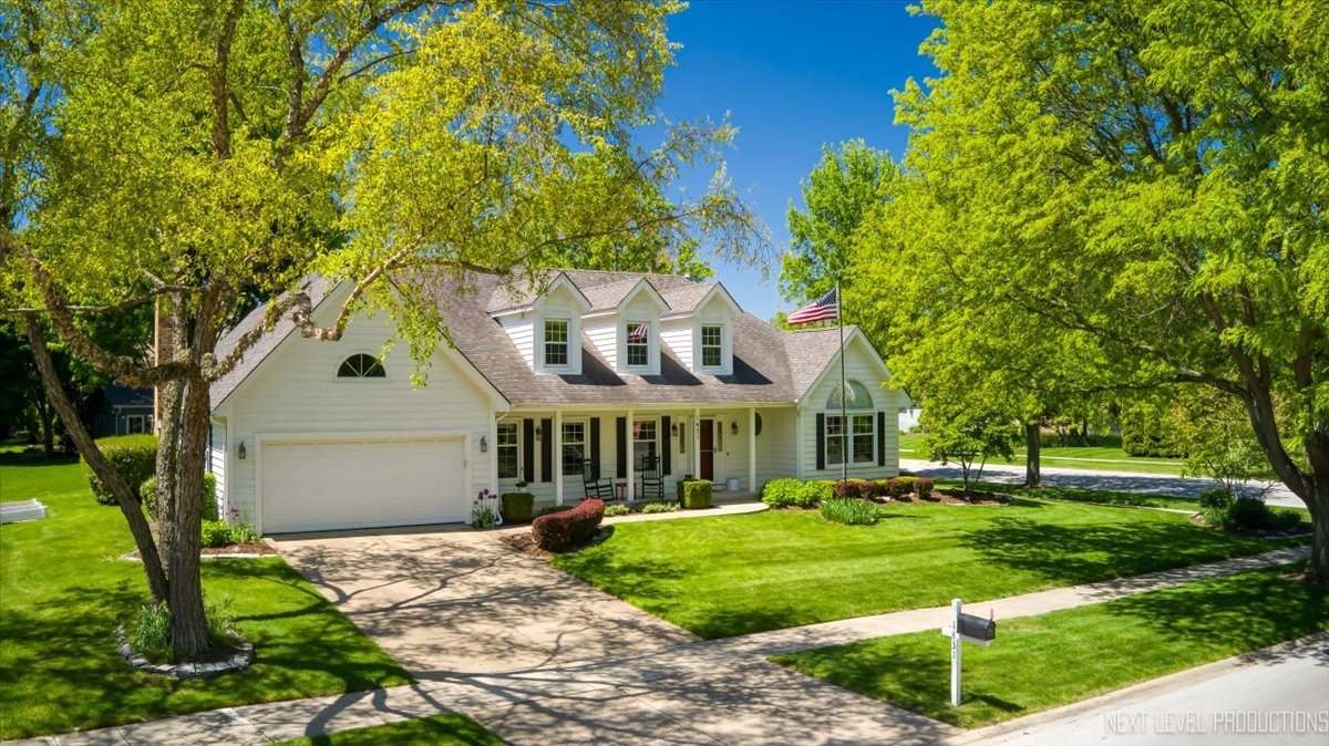 1431 Terrance Drive, Naperville, IL 60565